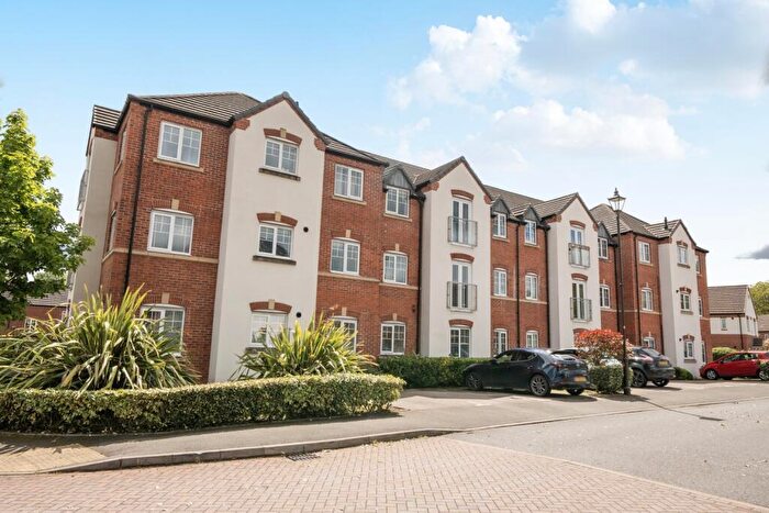 2 Bedroom Apartment For Sale In New Meadow Close, Dickens Heath, Solihull, B90