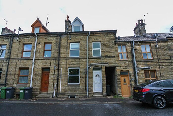 1 Bedroom Terraced House For Sale In New Mill Road, Brockholes, Holmfirth, HD9