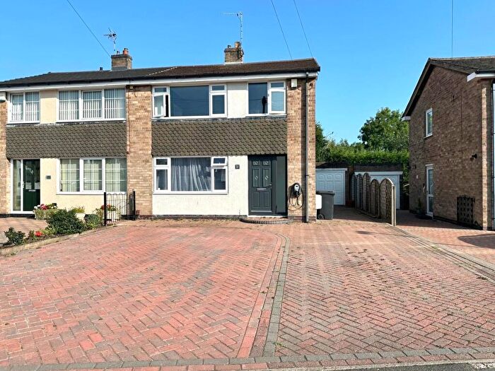 3 Bedroom Semi-Detached House For Sale In Carter Dale, Whitwick, Coalville, LE67