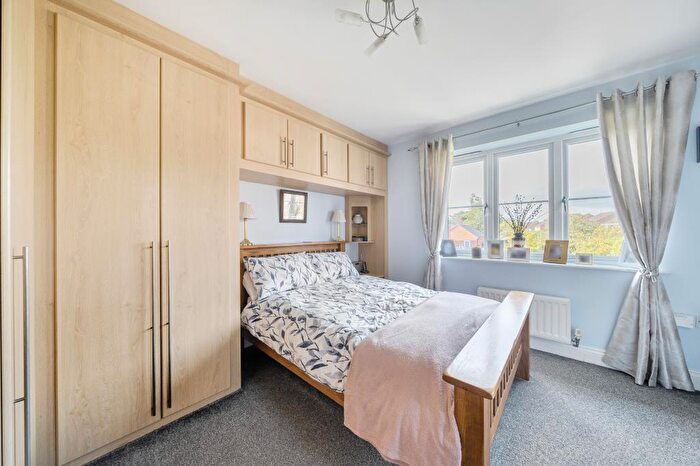 2 Bedroom Detached House For Sale In Aylesbury, Buckinghamshire, HP20