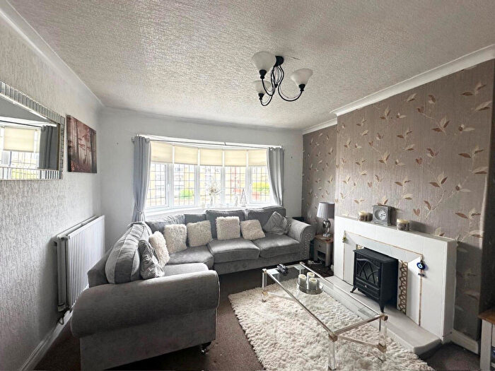 2 Bedroom Apartment To Rent In Manor Court, Clifton Drive North, Lytham St. Annes, Lancashire, FY8