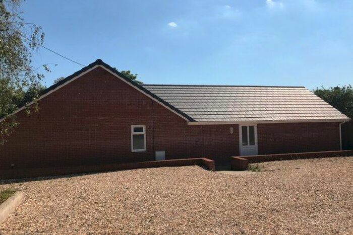 3 Bedroom Detached Bungalow To Rent In Shaftesbury Road Henstridge, Templecombe, BA8
