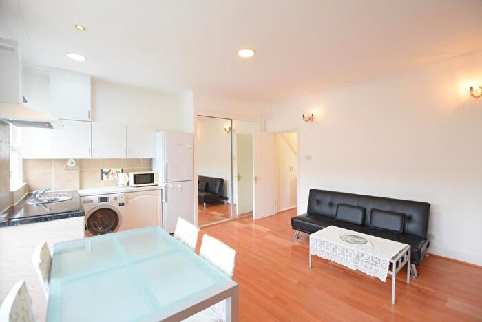 1 Bedroom Flat To Rent In Goldhurst Terrace, South Hampstead, London, NW6