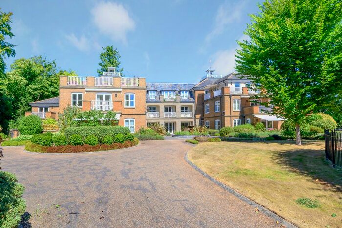 2 Bedroom Flat For Sale In Hett Close, Ardingly, RH17