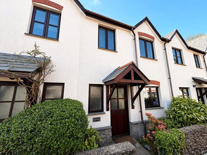 3 Bedroom Terraced House For Sale In Chapel Street, Braunton, Devon, EX33