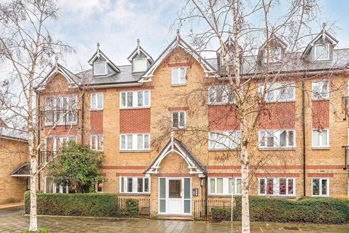 2 Bedroom Flat For Sale In Larkhall Lane, Clapham, SW4