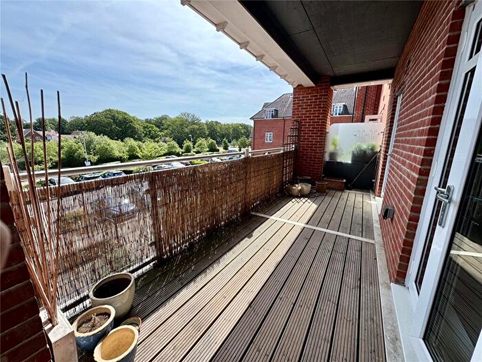 1 Bedroom Flat For Sale In Jubilee Drive, Church Crookham, Fleet, GU52