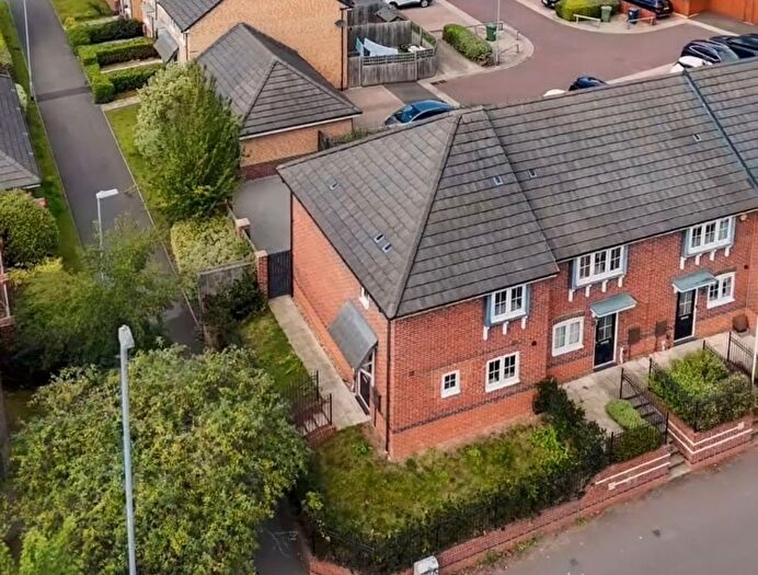 3 Bedroom End Of Terrace House For Sale In Derwentwater Road, Gateshead, NE8