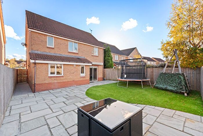 4 Bedroom Detached House For Sale In Badger Meadows, Broxburn, EH52