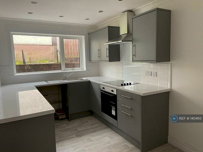 2 Bedroom End Of Terrace House To Rent In Garry Place, Falkirk, FK1