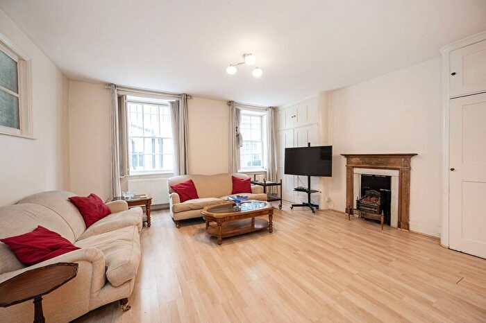 1 Bedroom Flat To Rent In Great Cumberland Place, Marylebone, London, W1H