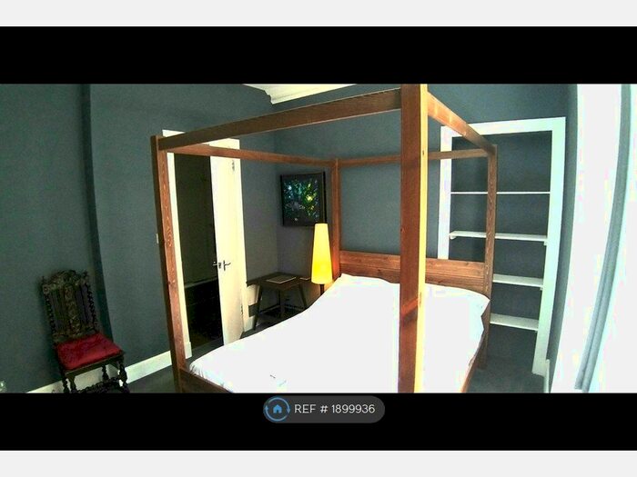 2 Bedroom Flat To Rent In Upper Grove Place, Edinburgh, EH3