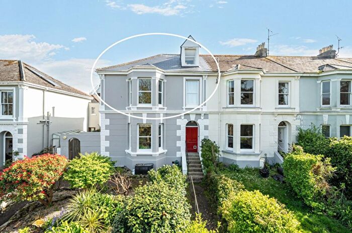 2 Bedroom Flat For Sale In Park Lane, Falmouth, TR11