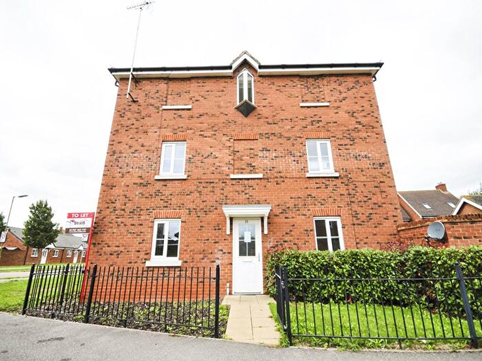 4 Bedroom House To Rent In The Runway, Hatfield, Hertfordshire, AL10