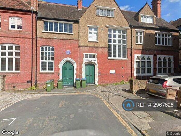 2 Bedroom Penthouse To Rent In Bennett Park, London, SE3