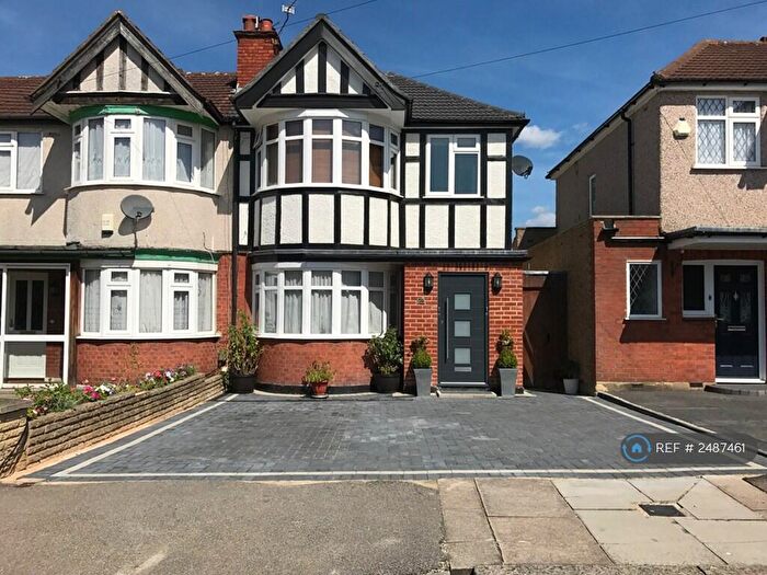 1 Bedroom Flat To Rent In Ovesdon Avenue, Harrow, HA2