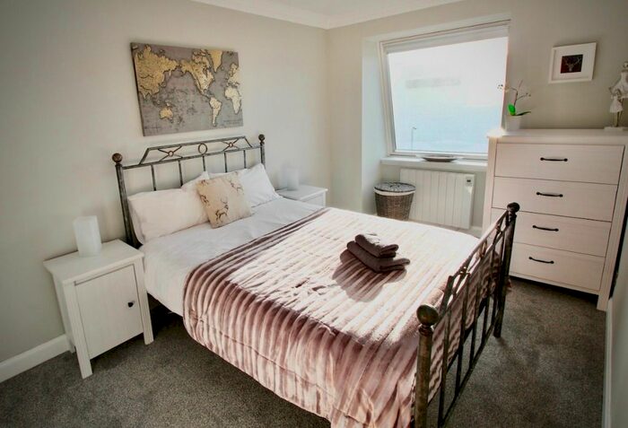 2 Bedroom Flat To Rent In Caledonian Crescent, Dalry, Edinburgh, EH11