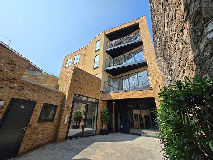 2 Bedroom Apartment To Rent In High Street - Portishead, BS20