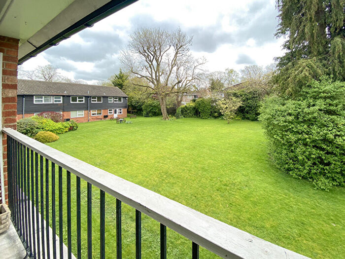 2 Bedroom Apartment To Rent In Cedar Court, Hills Road, CB2
