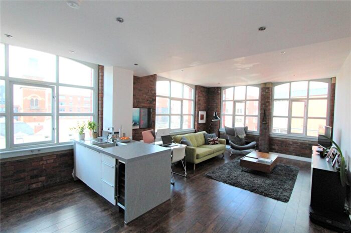 2 Bedroom Apartment To Rent In Cotton Street, Manchester, Greater Manchester, M4