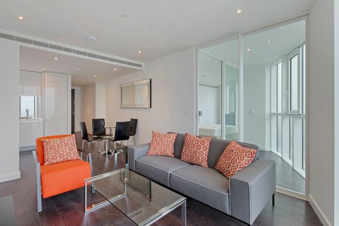 2 Bedroom Flat To Rent In Sky Gardens, Wandsworth Road, London, SW8