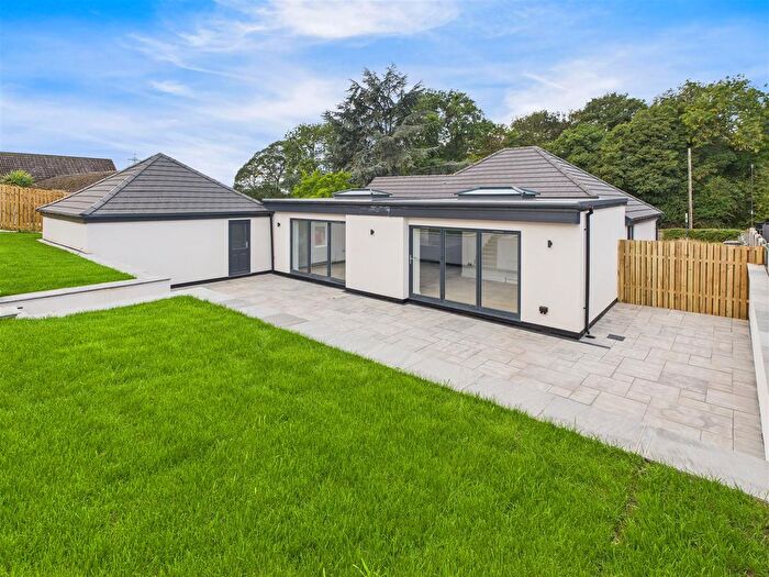 3 Bedroom Detached Bungalow For Sale In Hague Lane, Renishaw, Sheffield, S21