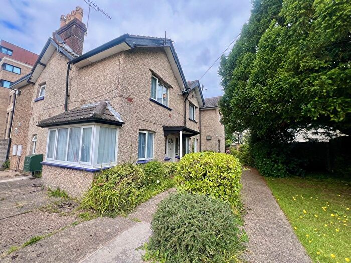 1 Bedroom Flat To Rent In Weston Drive, Bournemouth, BH1