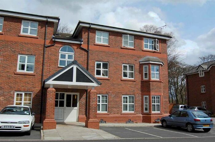 2 Bedroom Flat To Rent In Pear Tree Court, Aspull, Wigan, Lancashire WN2
