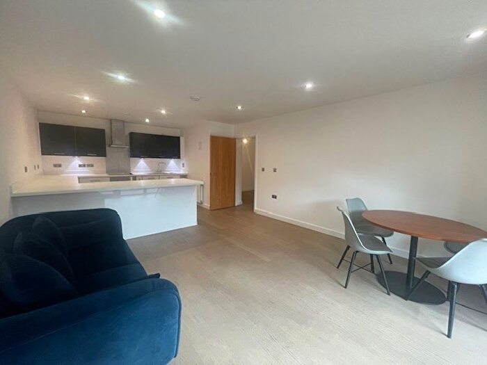 2 Bedroom Flat To Rent In Milestone House, Old Kent Road, SE1