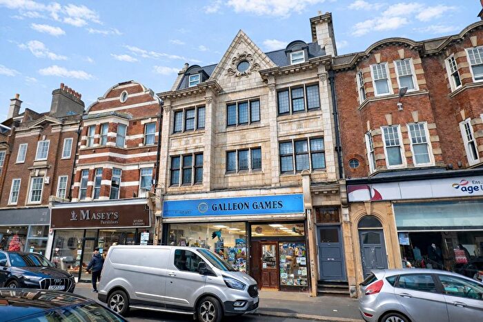 2 Bedroom Flat To Rent In St Leonards Road, Bexhill-On-Sea, TN40