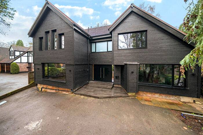 5 Bedroom Detached House For Sale In South Hill, Chislehurst, BR7