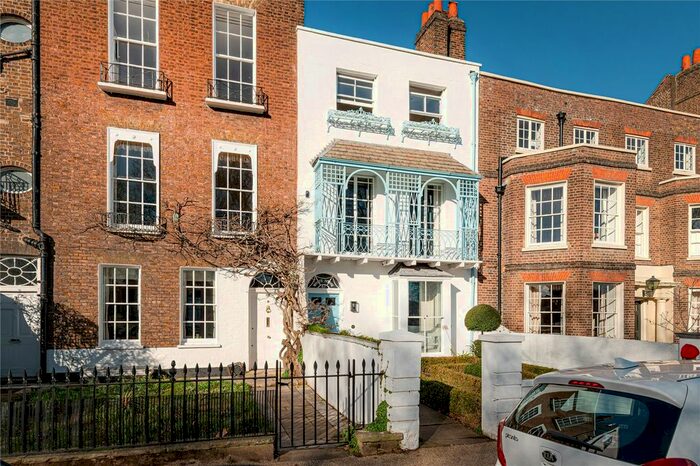 3 Bedroom Terraced House To Rent In Kew Green, Kew, London, TW9