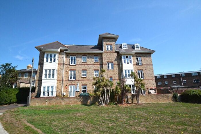 2 Bedroom Flat For Sale In Simeon Street, Ryde, Isle Of Wight, PO33