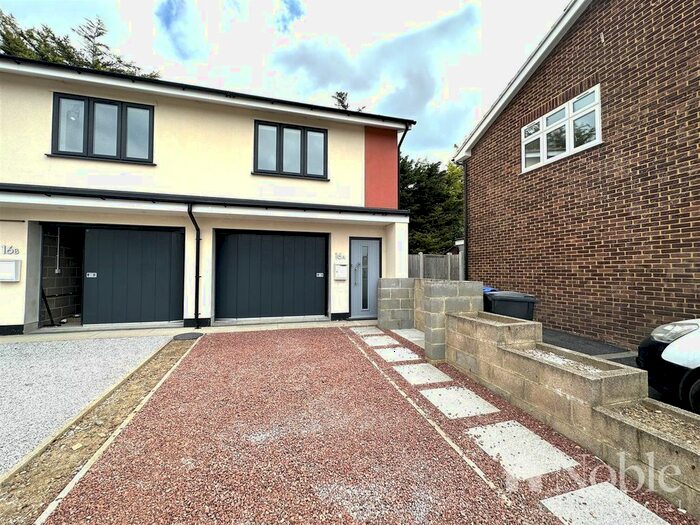 1 Bedroom Detached House To Rent In Nursery Close, South Ockendon, RM15