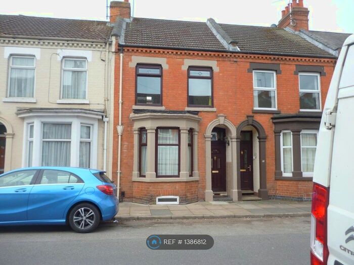 3 Bedroom Terraced House To Rent In Derby Road, Northampton, NN1