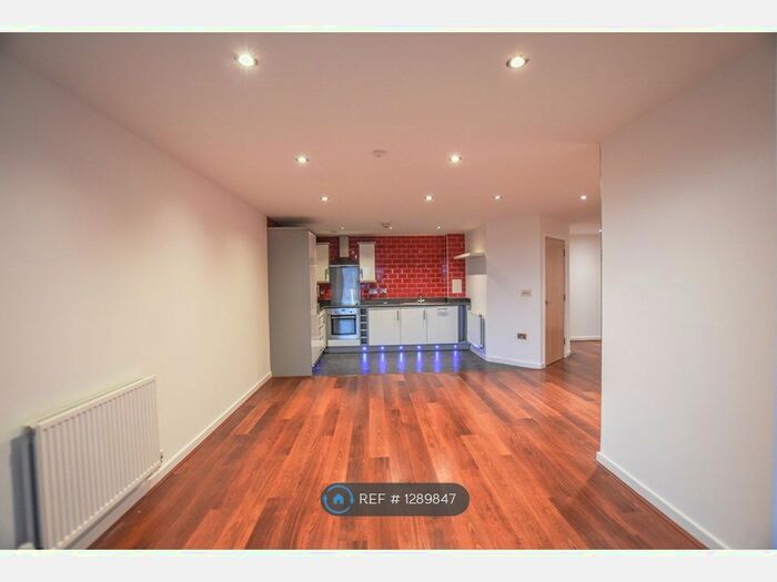 1 Bedroom Flat To Rent In Wilmington Close, Watford WD18