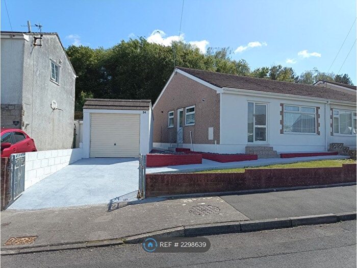 2 Bedroom Bungalow To Rent In Heol-Y-Bardd, Bridgend, CF31