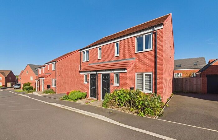 2 Bedroom Semi-Detached House For Sale In Badger Close, East Leake, LE12