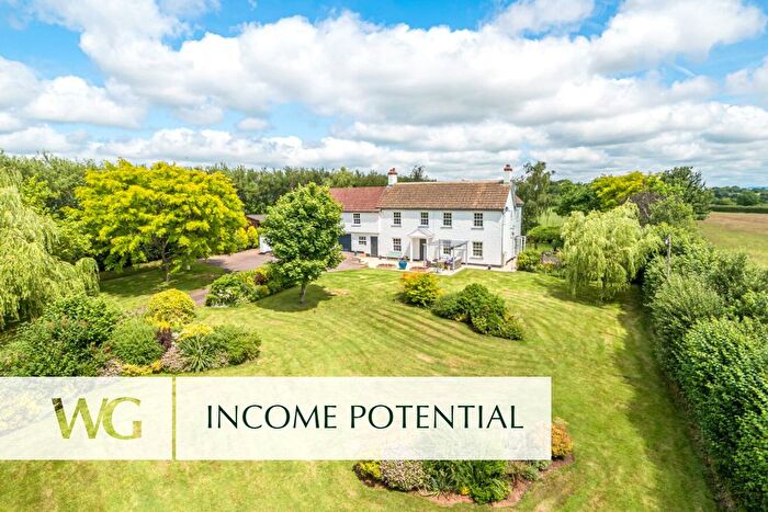 5 Bedroom Detached House For Sale In Broadclyst, Exeter, EX5