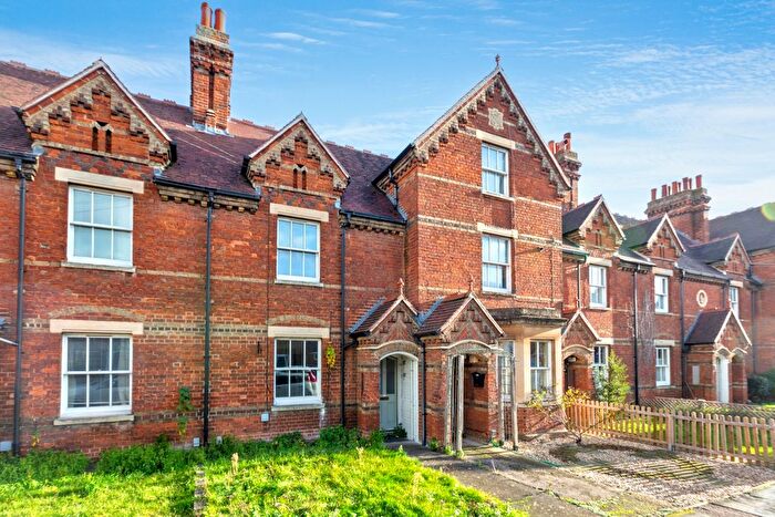 2 Bedroom Terraced House For Sale In Victoria Road, Abingdon, OX14