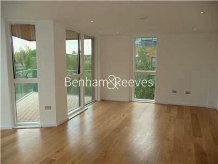 2 Bedroom Flat To Rent In High Street, Brentford, TW8