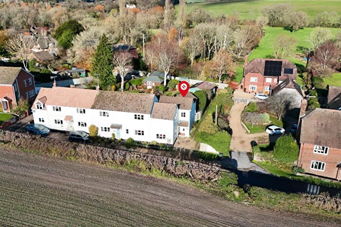 4 Bedroom End Of Terrace House For Sale In Coombe Bissett, SP5