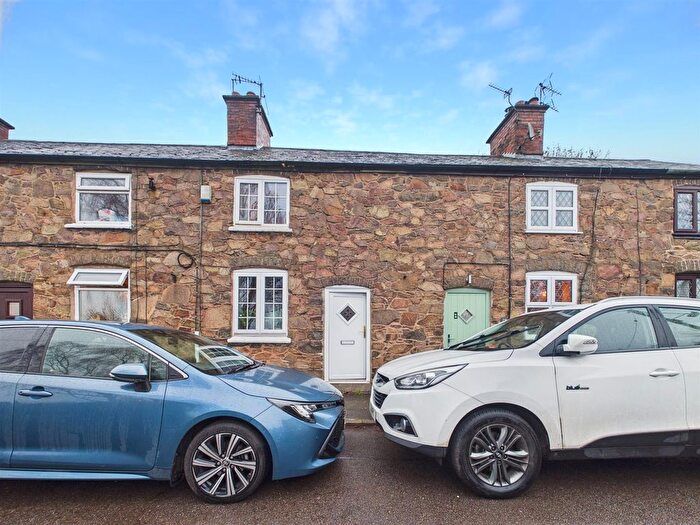 2 Bedroom Cottage For Sale In Hillside, Markfield, LE67