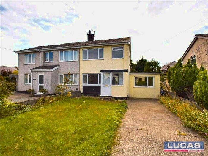3 Bedroom Semi-Detached House For Sale In Treaserth Estate, Llangaffo, Gaerwen, LL60
