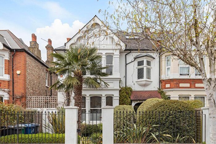 6 Bedroom Semi-Detached House For Sale In Birch Grove, London, W3
