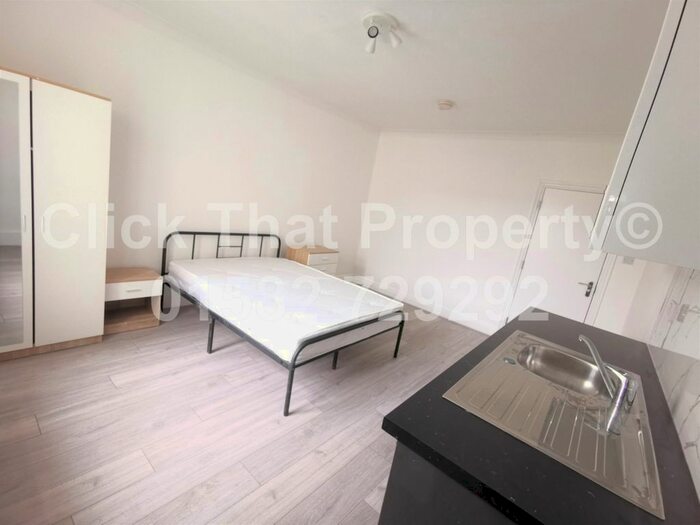 1 Bedroom Studio To Rent In Avondale Road, Luton, Bedfordshire, LU1