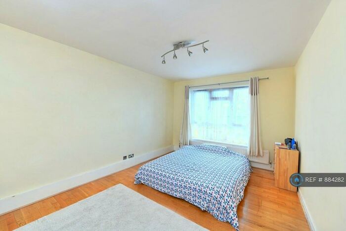 1 Bedroom Flat To Rent In Dagmar Avenue, Wembley, HA9