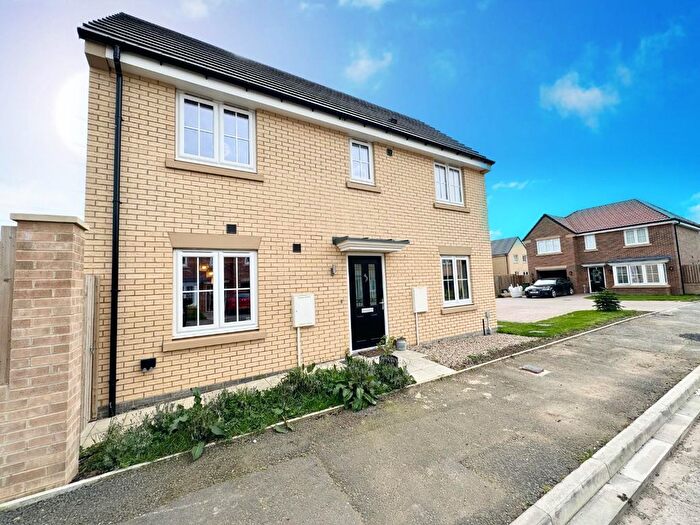 3 Bedroom Semi Detached House For Sale In Crossthwaite Drive, Eaglescliffe, Stockton-On-Tees, TS16