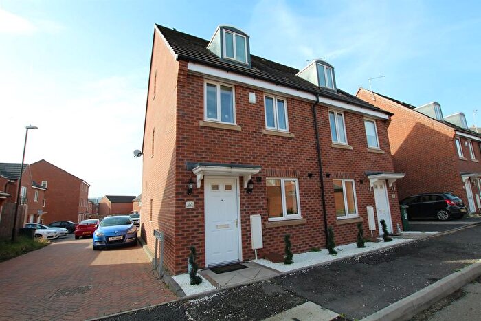 3 Bedroom Semi-Detached House To Rent In Middlesex Road, Coventry, CV3