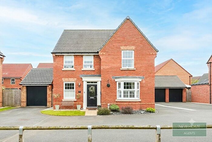 4 Bedroom Detached House For Sale In Long Moor Chase, Stamford Bridge, York, YO41